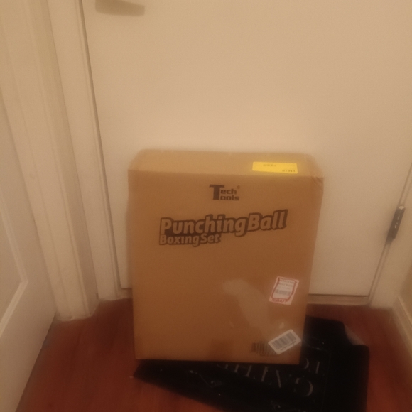 Punching Bag with Stand - Picture 5 of 5